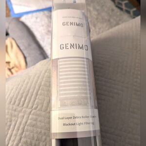 NWT Gemino Zebra Blind  20" W X 42" L